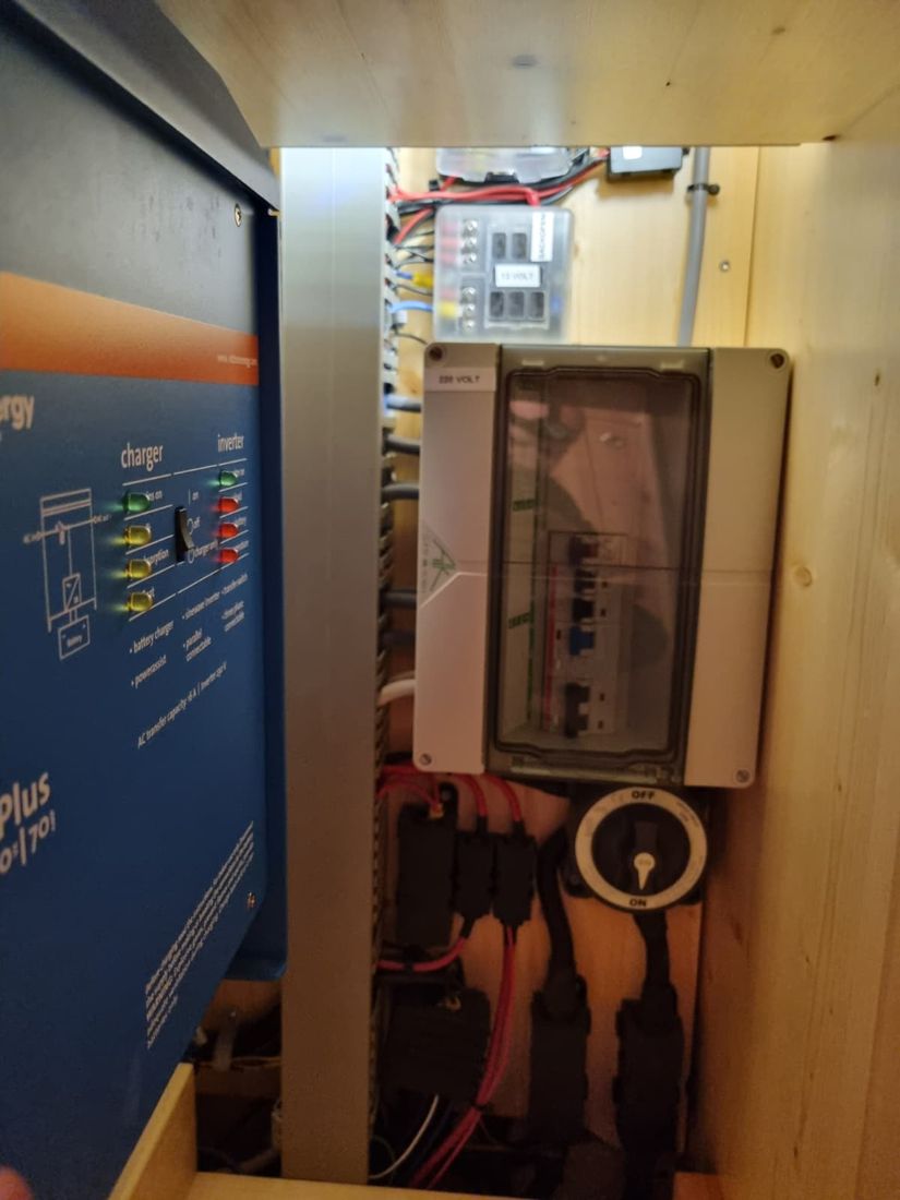 Bordnetz Reparatur und Nachrüstung